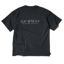 Load image into Gallery viewer, DAYBREAK BIG POCKET TEE (BLACK)
