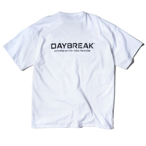 DAYBREAK BIG POCKET TEE (WHITE)